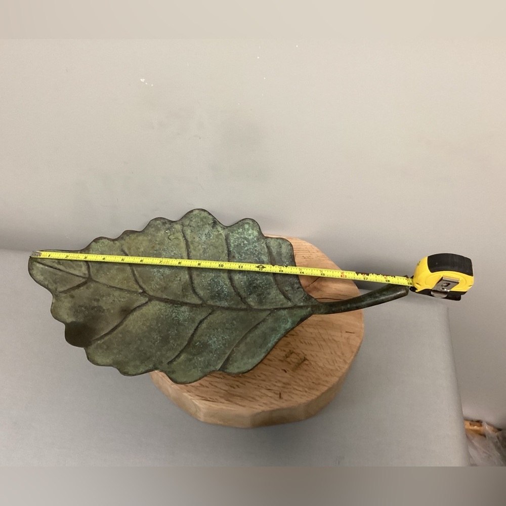 🟢 Vintage Solid Brass, Huge & Loaded With Patina Leaf Center Piece Decor - Rare - Picture 12 of 16
